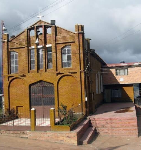 Iglesia San Isidro Mochuelo Alto (Años atrás)